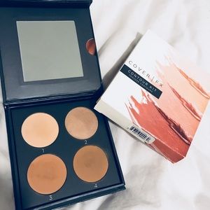 🎀 Cover Fx Contour Kit Light Med